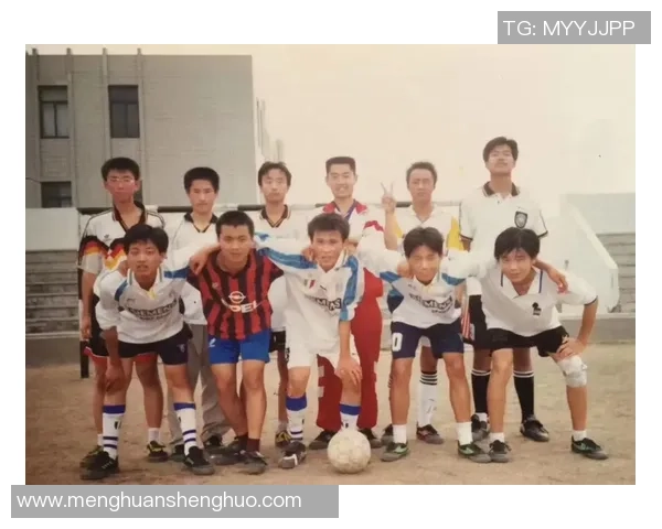 纯情足球明星大盘点他们的青春岁月与感人故事 纯情足球明星大盘点他们的青春岁月与感人故事